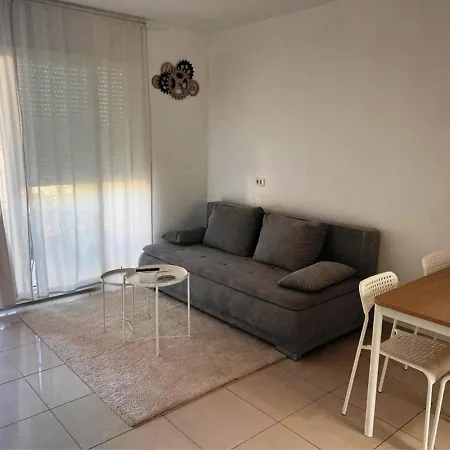 Casa Marcella De Luxe רוביני